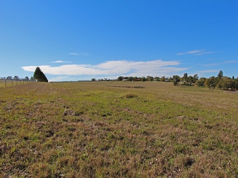 40 Mary Street, Harrisville QLD 4307