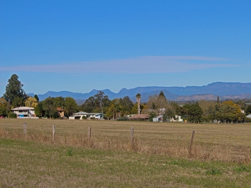 40 Mary Street, Harrisville QLD 4307