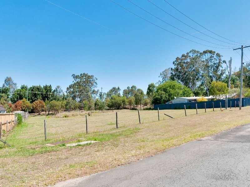 40 Queen Street, Dinmore QLD 4303