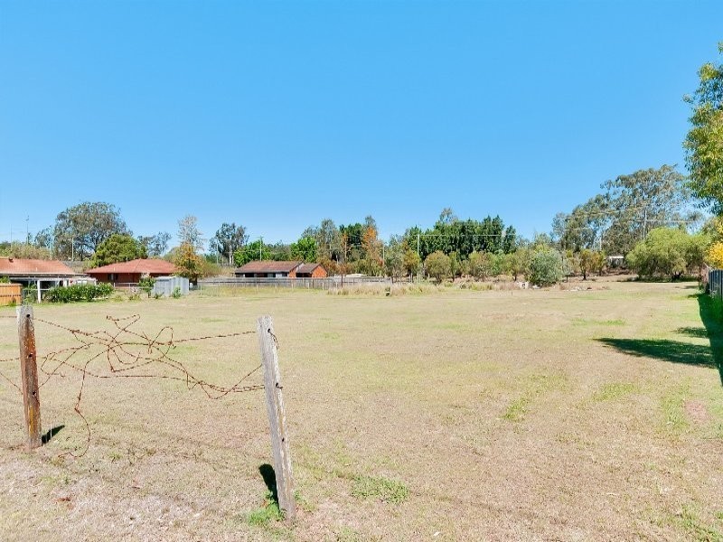 40 Queen Street, Dinmore QLD 4303