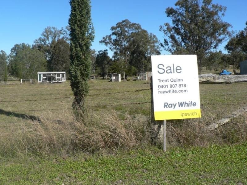 26 Elm Road, Walloon QLD 4306