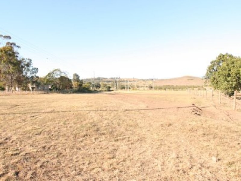 37b Pats Road, Plainland QLD 4341