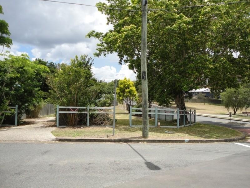 12 McNamara Street, Leichhardt QLD 4305