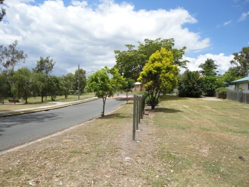 12 McNamara Street, Leichhardt QLD 4305