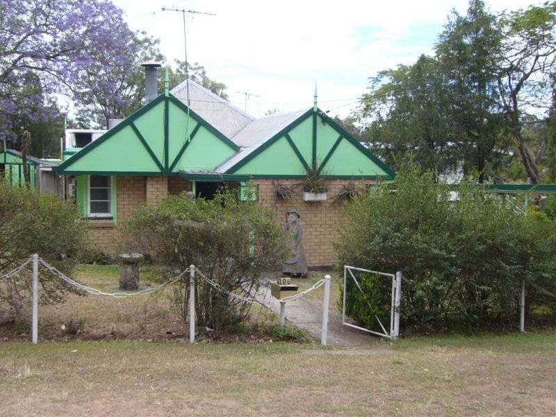 106 Barclay Street, Bundamba QLD 4304