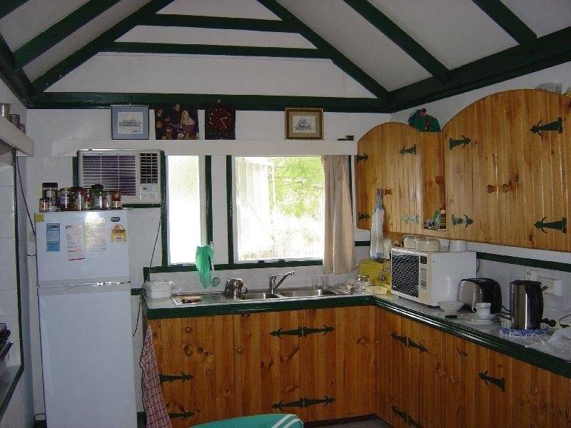 106 Barclay Street, Bundamba QLD 4304
