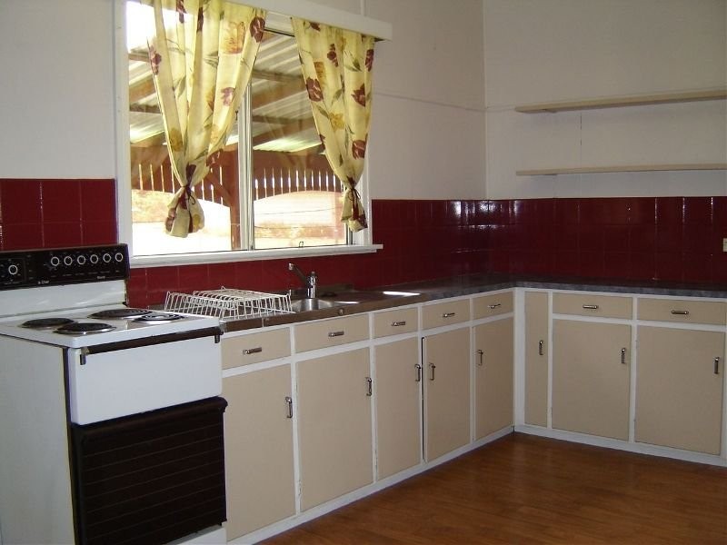 26 Sydney Street, Brassall QLD 4305