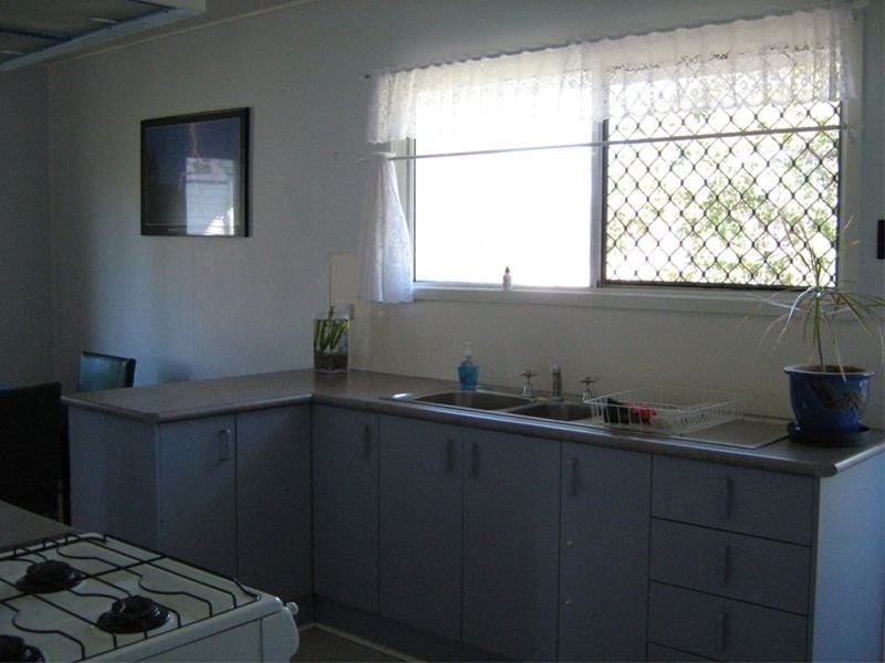 20 Peacock Street, One Mile QLD 4305