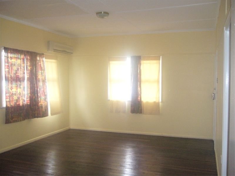 1 Liverpool Street, North Ipswich QLD 4305
