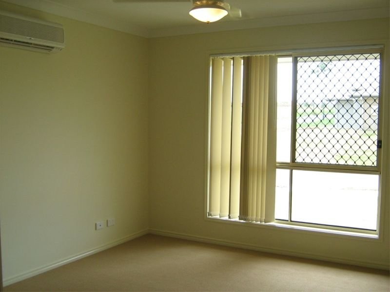 3 Nicole Place, Yamanto QLD 4305