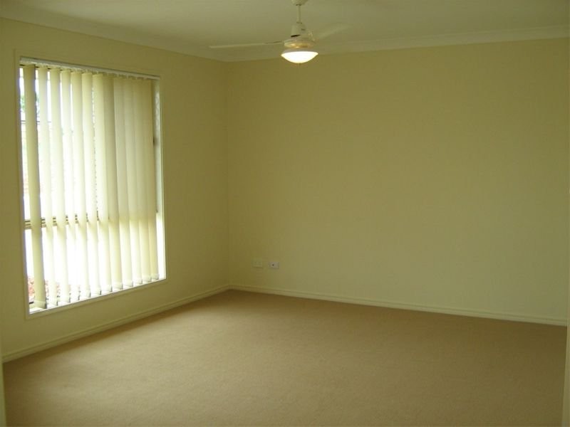 3 Nicole Place, Yamanto QLD 4305