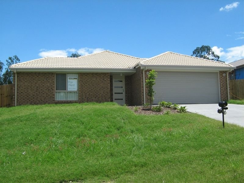 12 Burswood Close, Wulkuraka QLD 4305