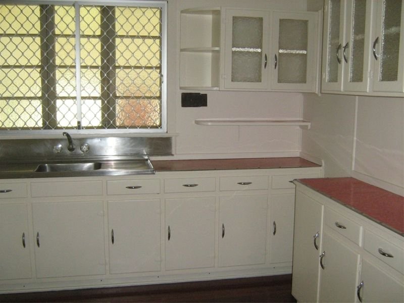 38 Idolwood Street, Eastern Heights QLD 4305