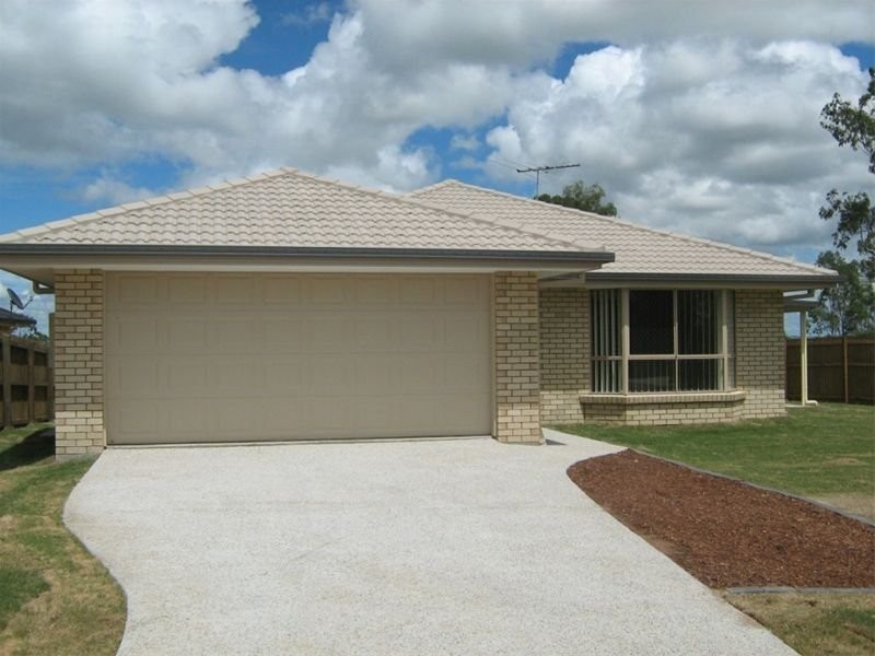 26 Benjamin Court, Yamanto QLD 4305