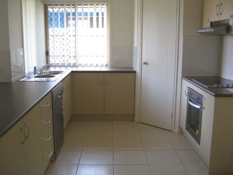 2 Josh Court, Flinders View QLD 4305