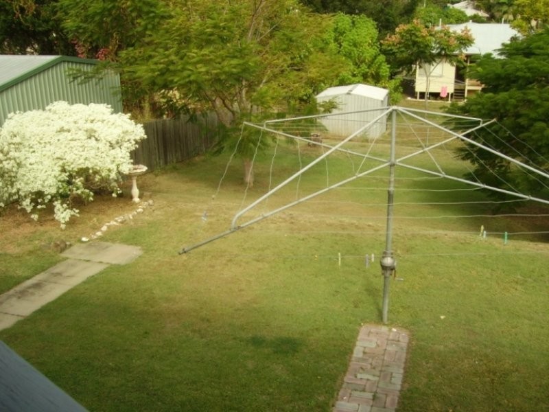 10 Boundary Street, Bundamba QLD 4304