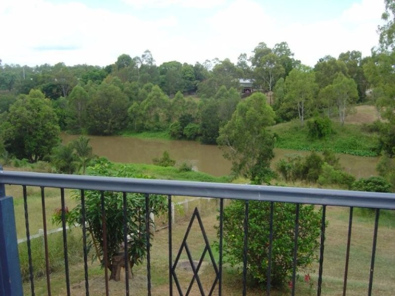 8a Eastwood Street, North Ipswich QLD 4305
