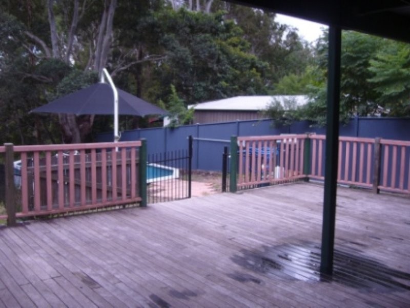 26 Queen Street, Blackstone QLD 4304