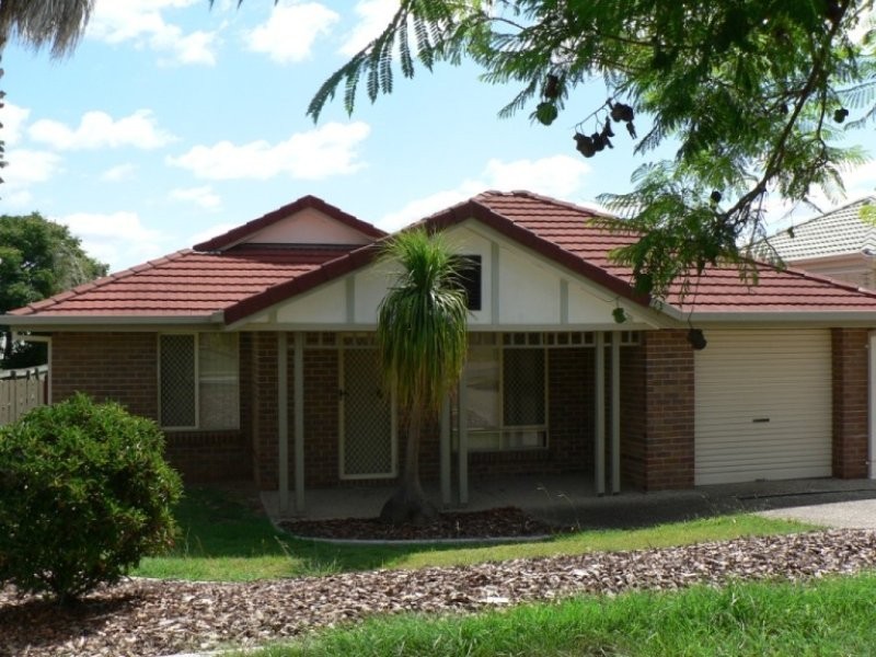 8 Willowtree Drive, Flinders View QLD 4305