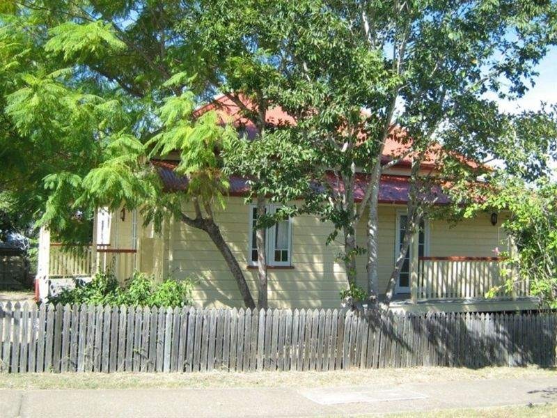 19 North Station Road, North Booval QLD 4304
