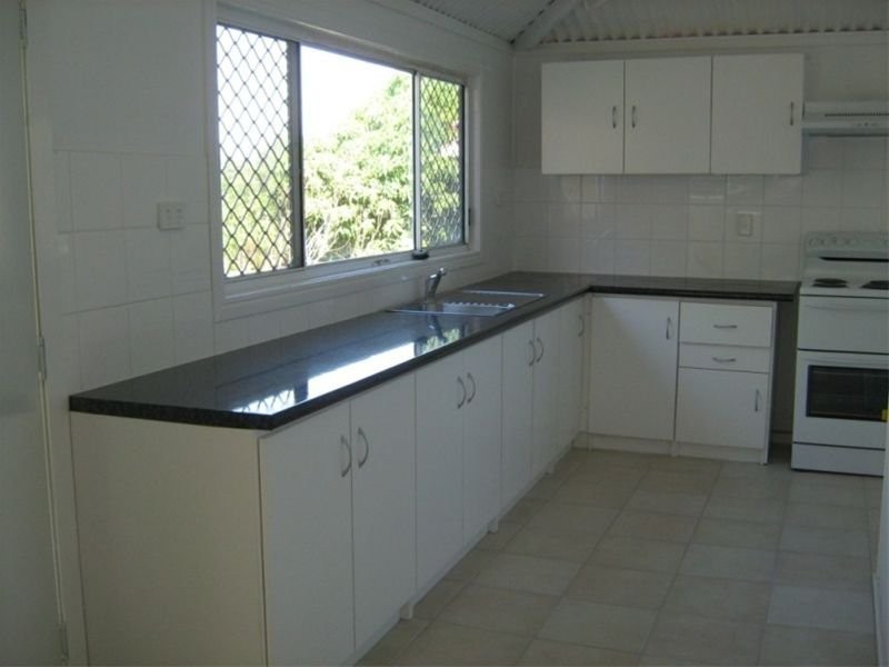 19 North Station Road, North Booval QLD 4304