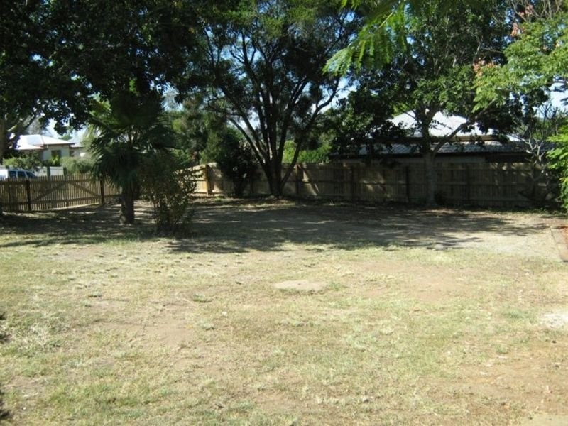 19 North Station Road, North Booval QLD 4304