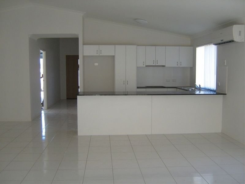 9 Josh Court, Flinders View QLD 4305