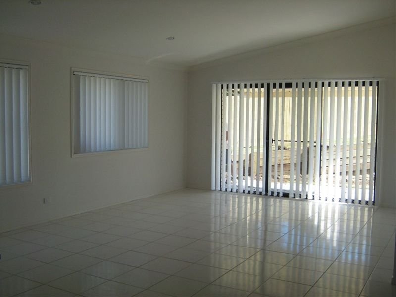 9 Josh Court, Flinders View QLD 4305