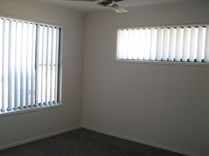 9 Josh Court, Flinders View QLD 4305