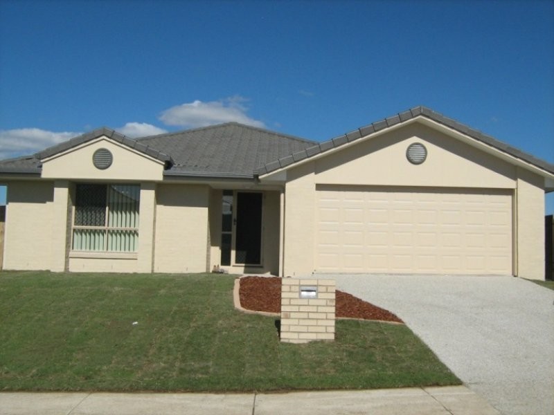 4 Josh Court, Flinders View QLD 4305