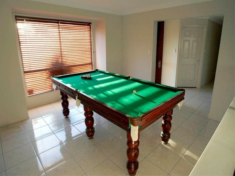 30 Kathleen Place, Yamanto QLD 4305