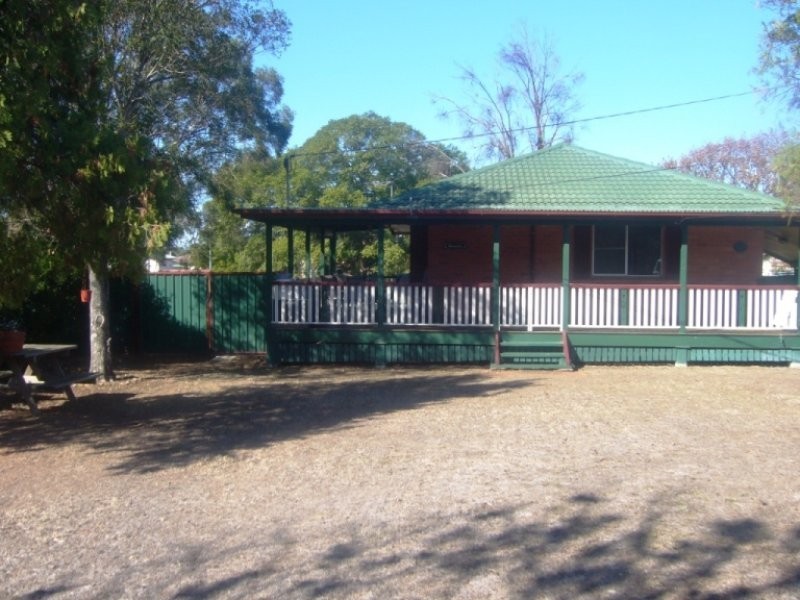 2 Peacock Street, One Mile QLD 4305