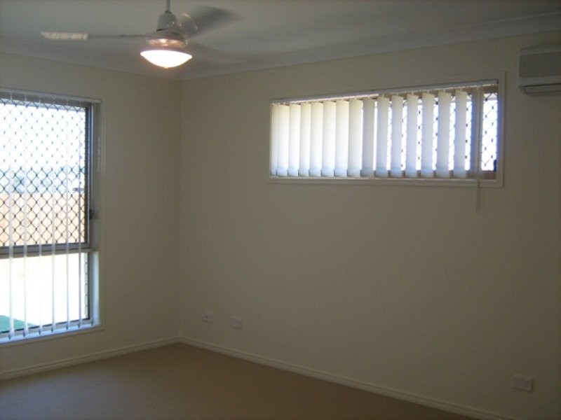 4 Josh Court, Flinders View QLD 4305