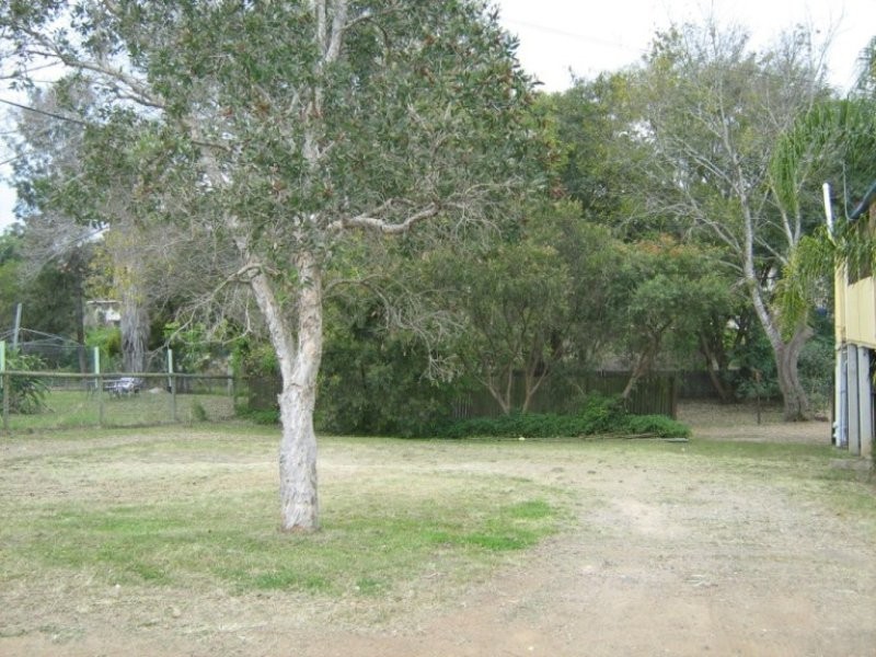 27 North Street, North Ipswich QLD 4305