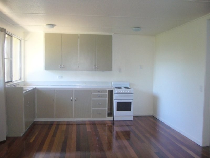 2/8 Grafton Street, East Ipswich QLD 4305
