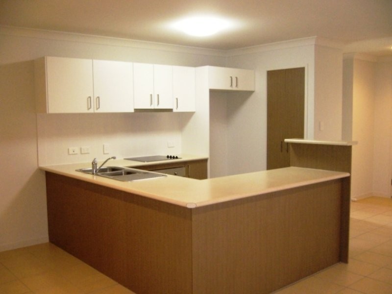 24 Westminster Crescent, Raceview QLD 4305