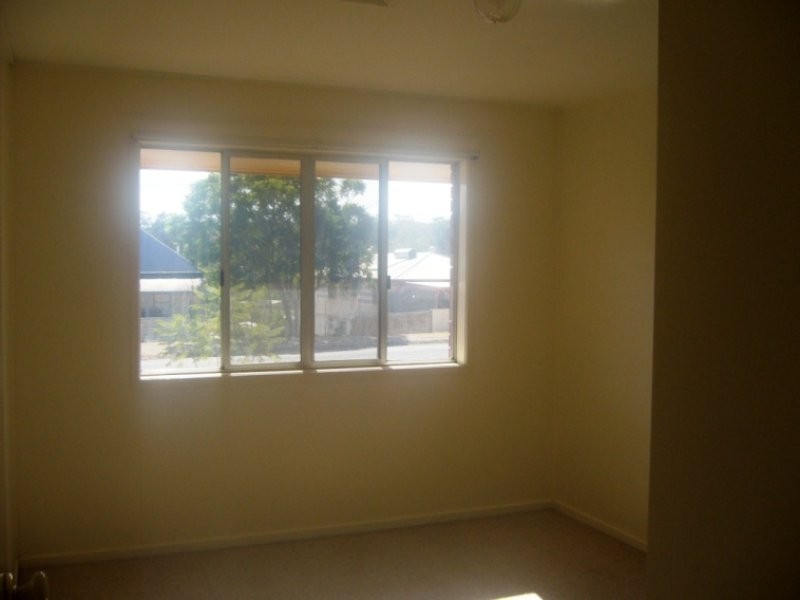 71 Barclay Street, Bundamba QLD 4304