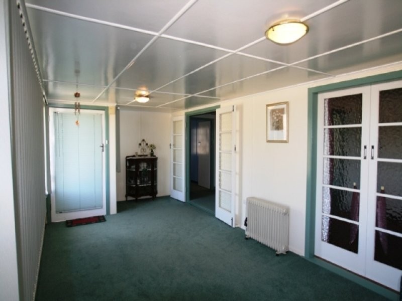 10 Ferguson Street, North Ipswich QLD 4305