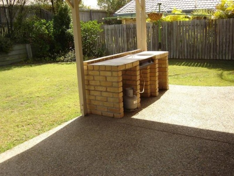 97 Equestrian Drive, Yamanto QLD 4305