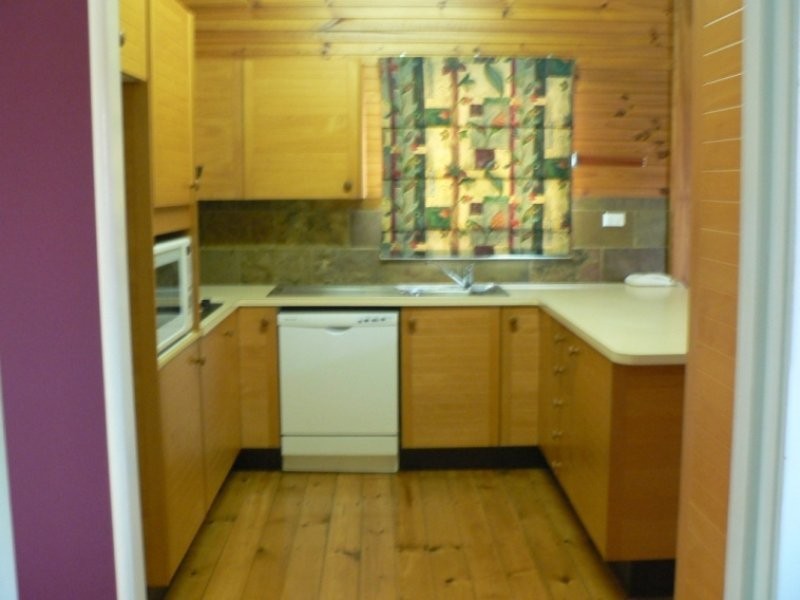 14 Cameron Street, Brassall QLD 4305