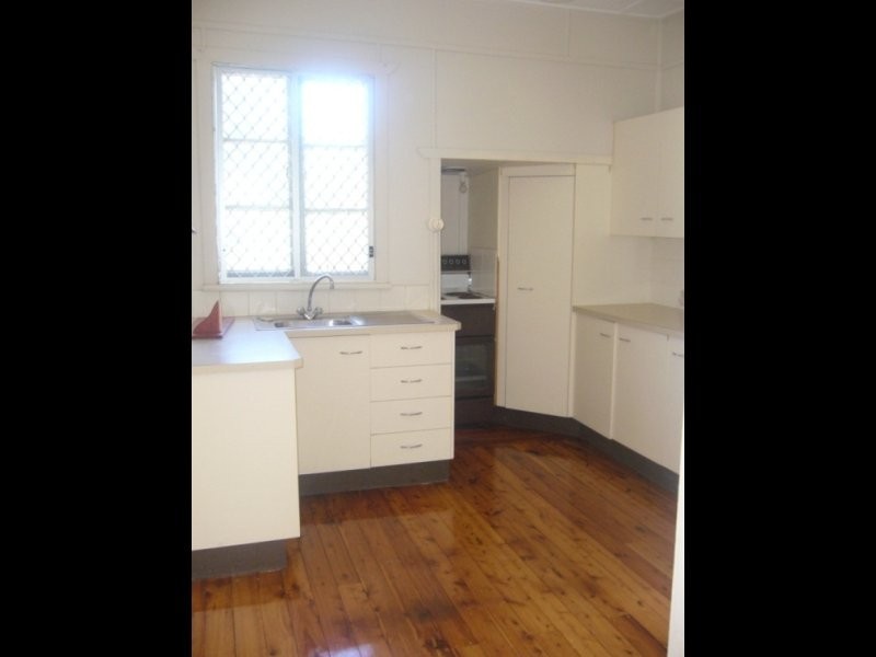 6 Phie Street, Tivoli QLD 4305