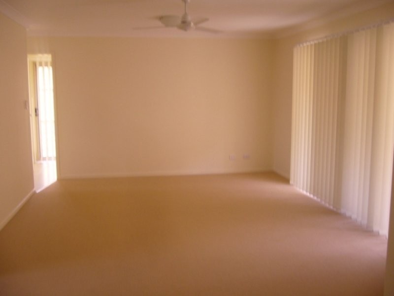 4 Alexander Close, Redbank Plains QLD 4301