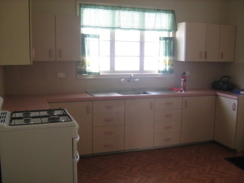 9a Park Street, Ipswich QLD 4305