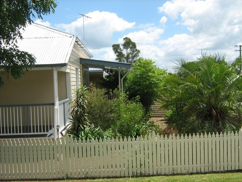 34 Lowry Street, North Ipswich QLD 4305