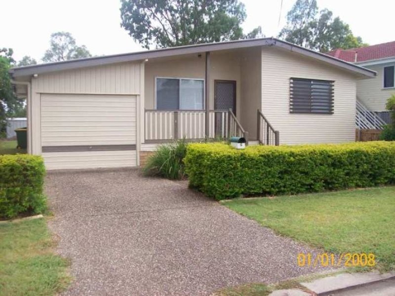 6 Winifred Street, North Booval QLD 4304