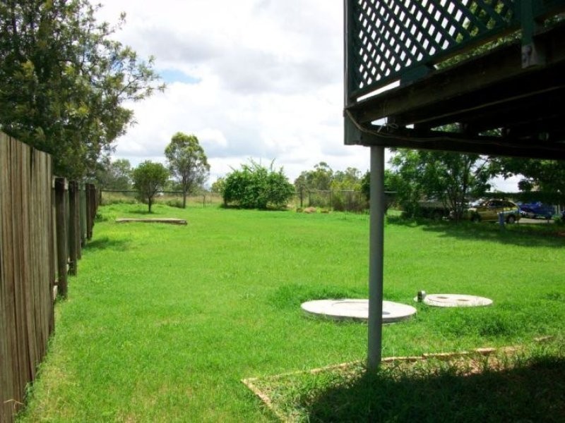 7 Queen Street, Walloon QLD 4306