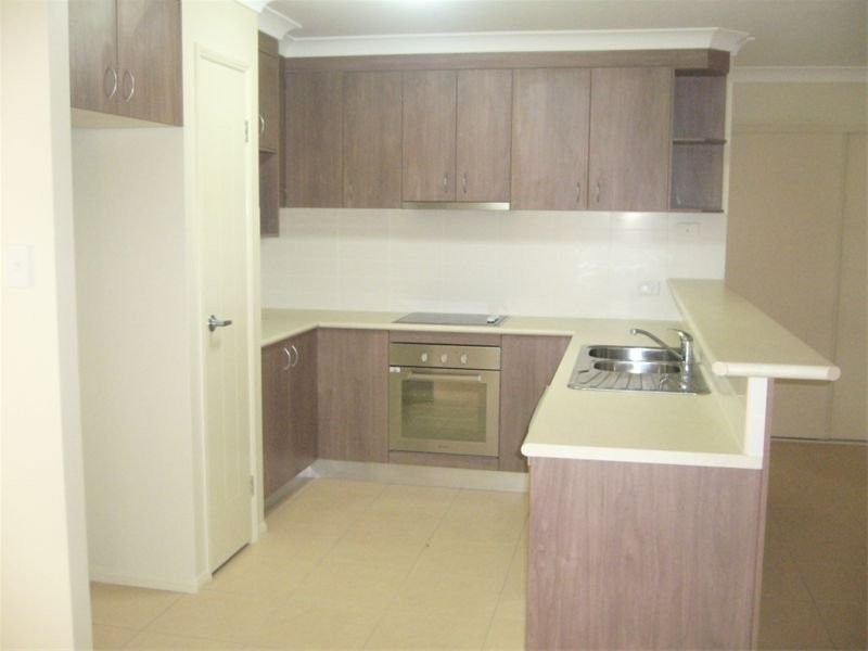 87 Rockman Drive, Raceview QLD 4305