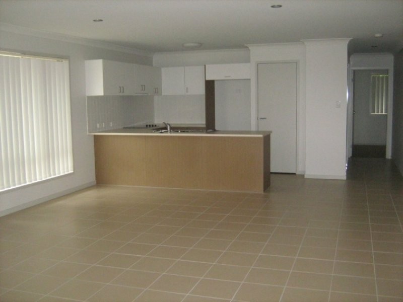 15 Scottsdale Street, Raceview QLD 4305