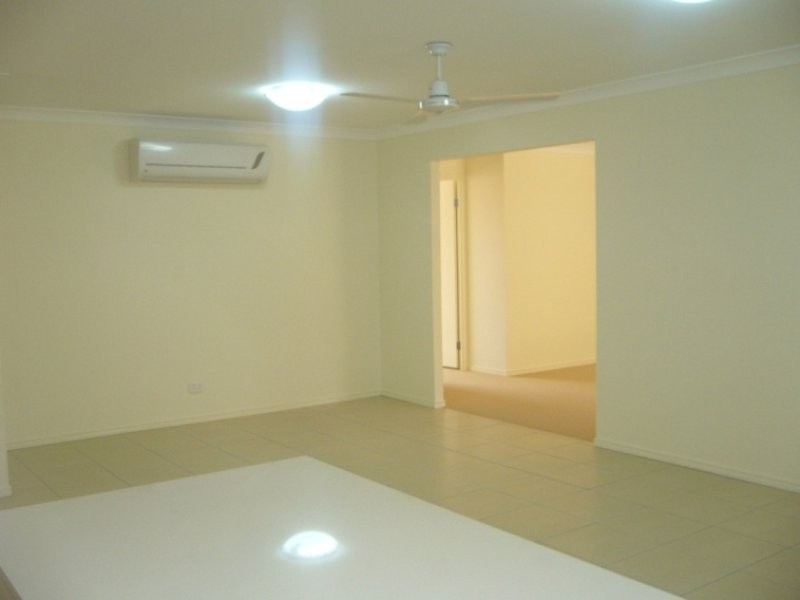 4 Alexander Close, Redbank Plains QLD 4301