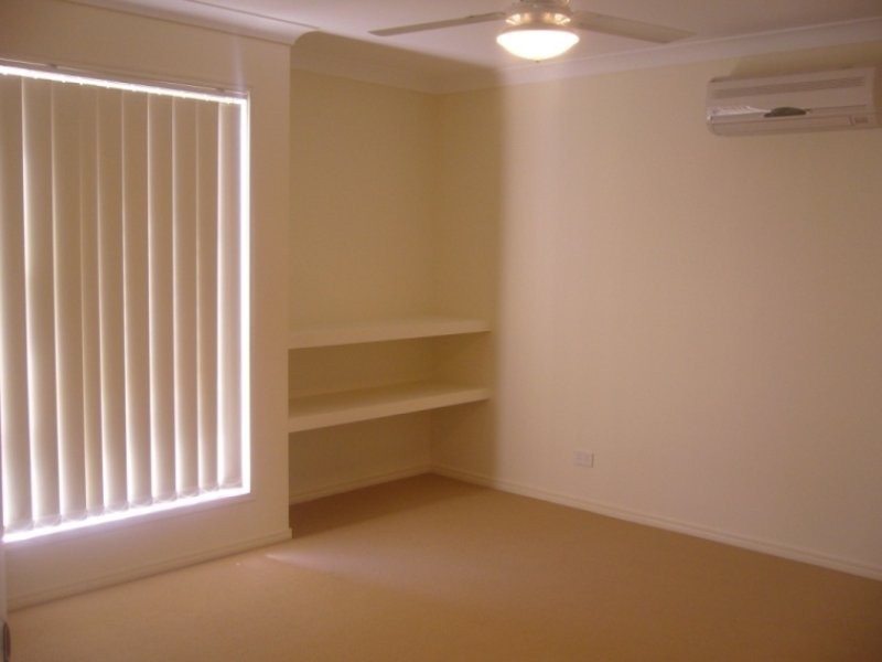 4 Alexander Close, Redbank Plains QLD 4301